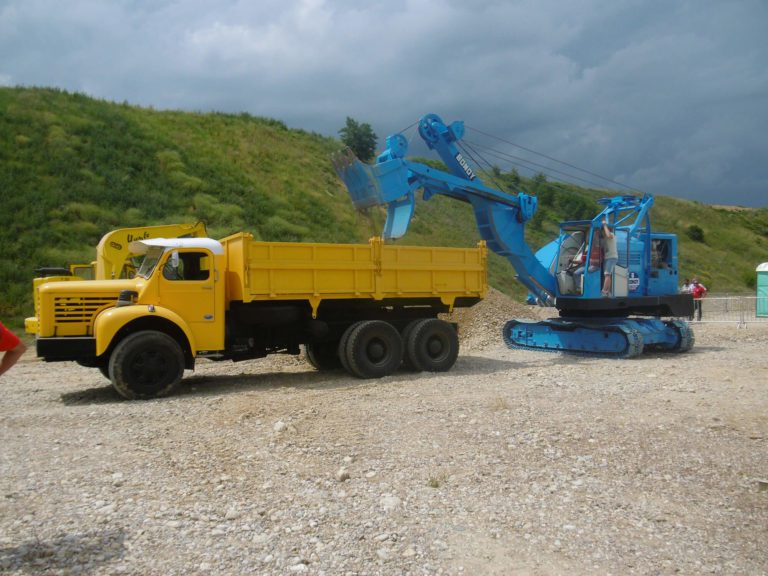 Engins de travaux publics