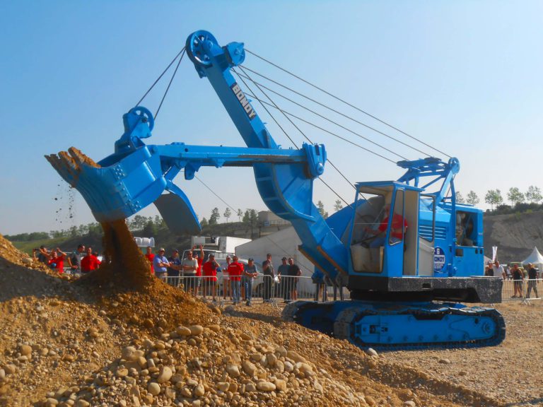Pelle Bondy 6 - Engins de travaux publics